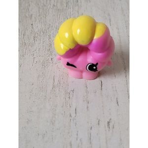 Moose pink Mochi donut mini toy figure Bakery